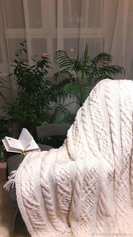 Пледи на диван