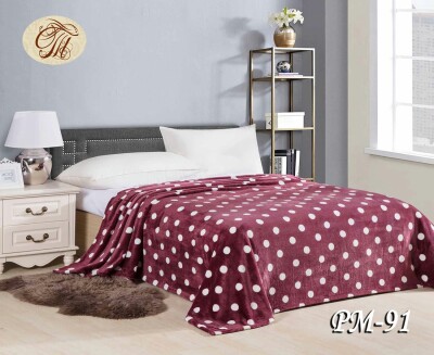 Флісовий плед "Кружки на бордовому фоні" 200х220 см.